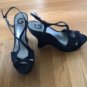 guess black sparkly wedges